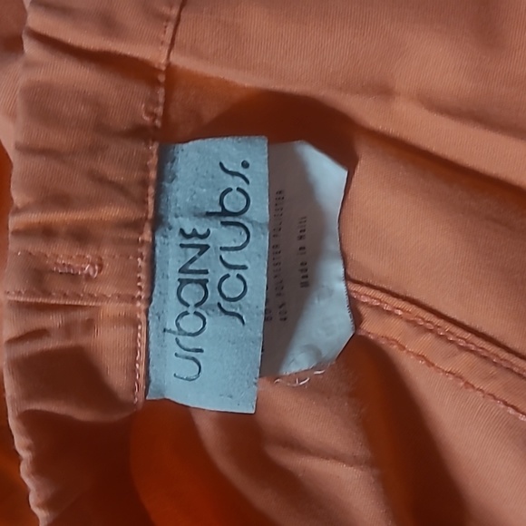 WOMEN'S URBANE SCRUBS - Picture 10 of 12